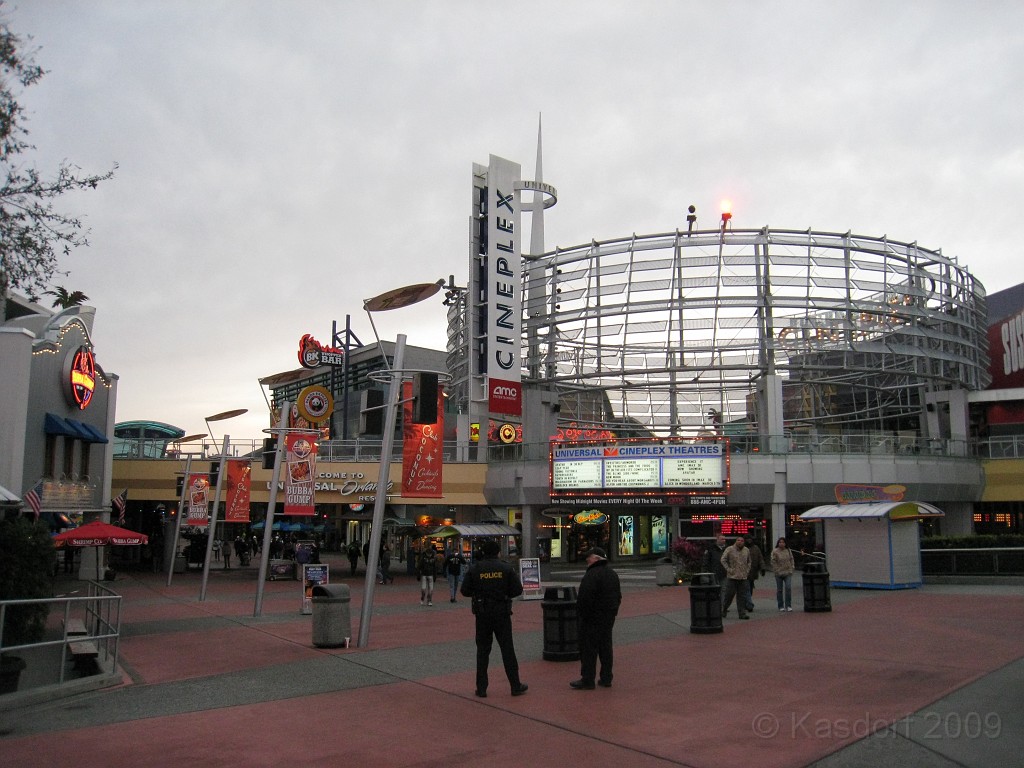 Disney 2010 D1 0670.jpg - January 9-11, 2010 Disney World Florida. Went to run the marathon. Saturday, fly down, check in, go to Expo to pick up packet, then to see Blue Man Group in the evening.